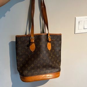Vintage LV bucket Bag